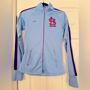 Nike MLB St.Louis Cardinals throwback zip up jacket in powder blue. Thumb holes